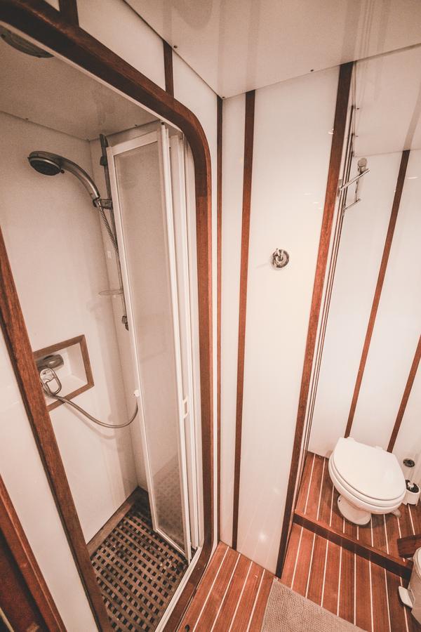 Motor Yacht Boatel Hotel Barcelona Luaran gambar